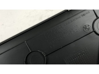 Другая деталь салона