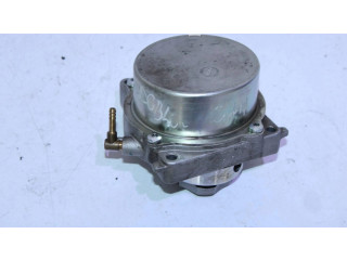 Вакуумный насос 55221325, 11T1710078 Alfa Romeo Mito 1.4