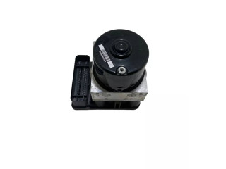 Блок АБС 30793903, 30793901   Volvo  C30  2010 - 2013 года