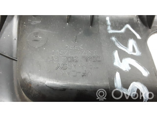 Другая деталь салона