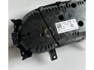 Панель приборов 517920740A   Volkswagen Golf Sportsvan       