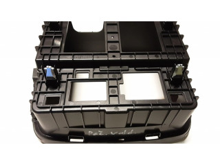 Другая деталь панели