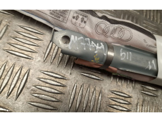 Боковая подушка безопасности 8X4880742C, M7794   Audi A1
