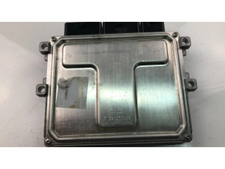 Блок управления двигателя 237109221R   Dacia Sandero