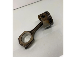 Поршень с шатуном K4M750 Renault Kangoo I