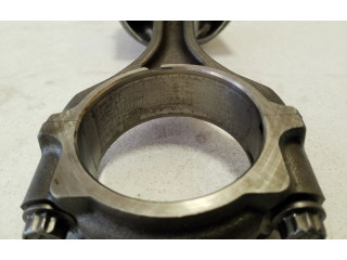 Поршень с шатуном 4n14 M174 Mitsubishi Outlander