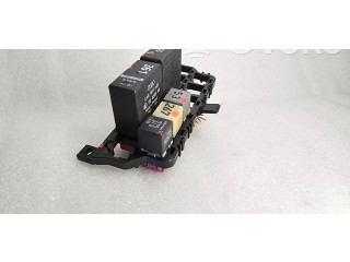 Блок предохранителей  8d0937503E, 800937   Audi A6 S6 C5 4B    