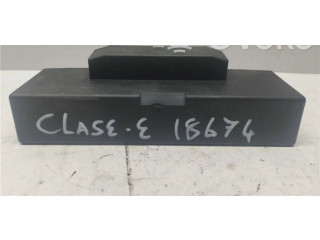 Pojistková skříňka A2105400372, 0090012 Mercedes-Benz E AMG W210 1996