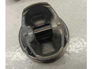  Поршень    Audi A3 S3 8L  