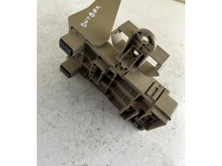 Блок предохранителей 82201AG041, 802221 Subaru Outback