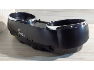 Přístrojová deska Peugeot 5008 2012 69189230U, 9666174980