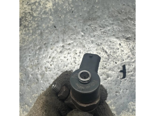 Vstřikovač 0445110059   Chrysler Voyager  pro naftový motor 2.5  