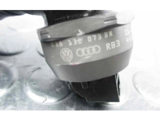 Форсунка 038130073BN Volkswagen Caddy