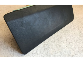 Подушка безопасности пассажира LD62 Mazda MPV II LW