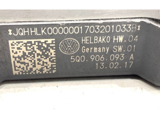 Блок управления 5Q0906093A Skoda Octavia Mk3 (5E)