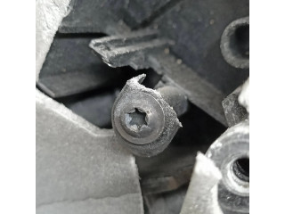 Зеркало (механическое)       Renault Clio III  2005-2012 года   