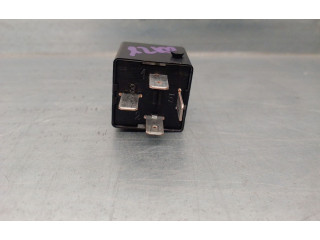 Блок предохранителей 4H0951253A   Audi Q3 8U    