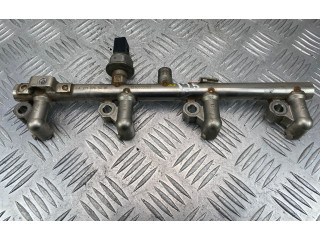 Vstřikovací lišta A2710705495 Mercedes-Benz C W204 27182030503872