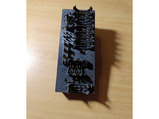 Pojistková skříňka 443941822A, 896113 Audi 80 90 B3 1989