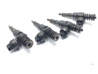 Комплект форсунок 0414720215 Audi A3 S3 8P