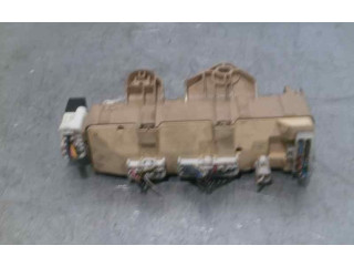 Pojistková skříňka Řídící jednotka BSM 1D2401579078 Mazda 323 2001