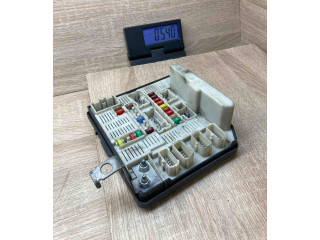 Pojistková skříňka 519220222, 7698895243 Renault Kangoo 1997