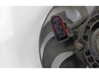 Вентилятор радиатора     1J0121207M    Audi TT Mk1 