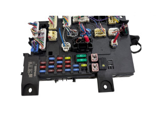 Блок предохранителей 8637B680, C8637011A Mitsubishi Outlander