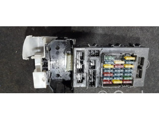 Pojistková skříňka KIA Clarus 2000