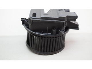 Вентилятор печки 4M2820021C Audi Q5 SQ5