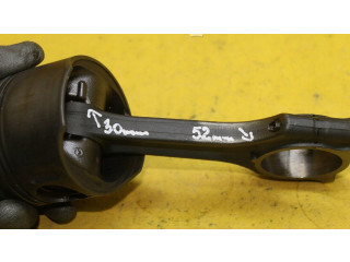 Píst Mercedes-Benz C W203