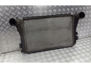 Интеркулер  1K01145803L   Skoda Octavia Mk2 (1Z) 