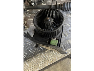 Вентилятор печки 7701057683 Renault Clio II