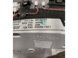 Панель приборов 30728791, 8602026   Volvo V70       