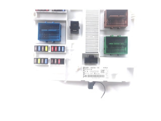 Блок предохранителей 31314511AB Volvo V70