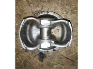 Píst 8861D, 06036035041 Mercedes-Benz C W203 272.920