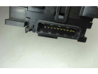 Ручка стеклоочистителей Mitsubishi Montero