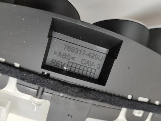 Přístrojová deska Opel Cascada 2016 39069792, 39069795