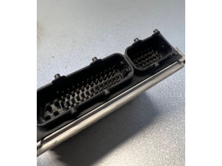 Блок управления двигателя    Audi A6 S6 C5 4B