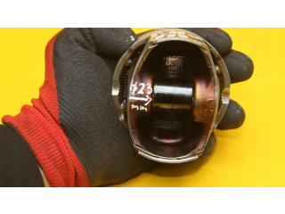 Píst Audi A4 S4 B8 8K