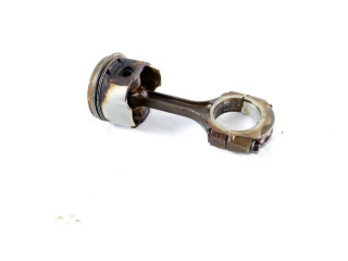 Поршень с шатуном 7701476393 Dacia Sandero