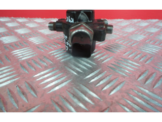 Топливная рампа 8200584034, 55PP03-02   Renault Clio III  