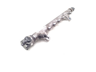 Топливная рампа 03L130089 Audi A3 S3 8P для двигателя CBBB