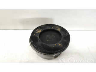 Píst BMW 5 F10 F11 pro naftový motor 2.0 N47D20C