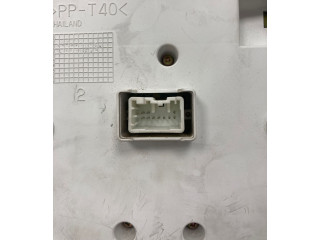 Панель приборов 8673802 Volvo V70