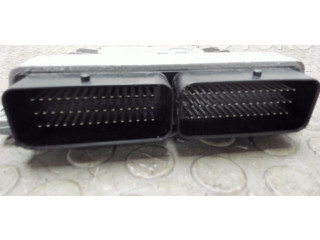 Блок управления двигателя 6001548282, 8200326380   Dacia Logan I