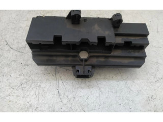 Pojistková skříňka BMW 7 E65 E66 2003