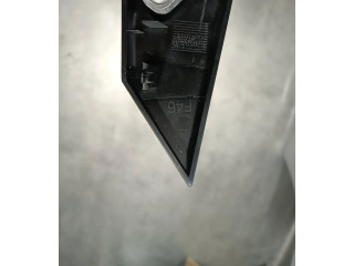 Zpětné zrcátko BMW 2 F46 2016