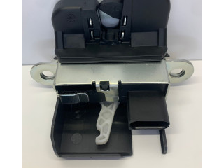 Zámek zadních dveří 3C9827645A, 5M0827505B Volkswagen Tiguan 2009