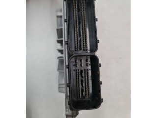 Блок управления двигателя 30771550AB, 1039S13372 Volvo V70